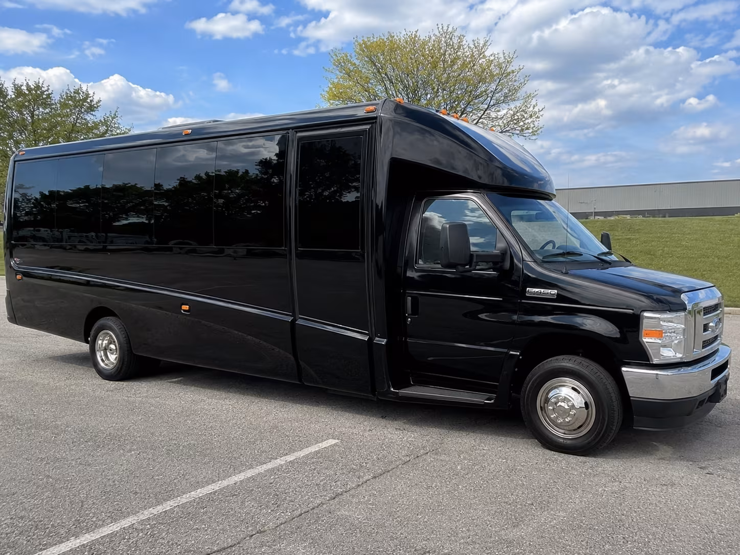 charter buses to santander arena shows in reading pennsylvania