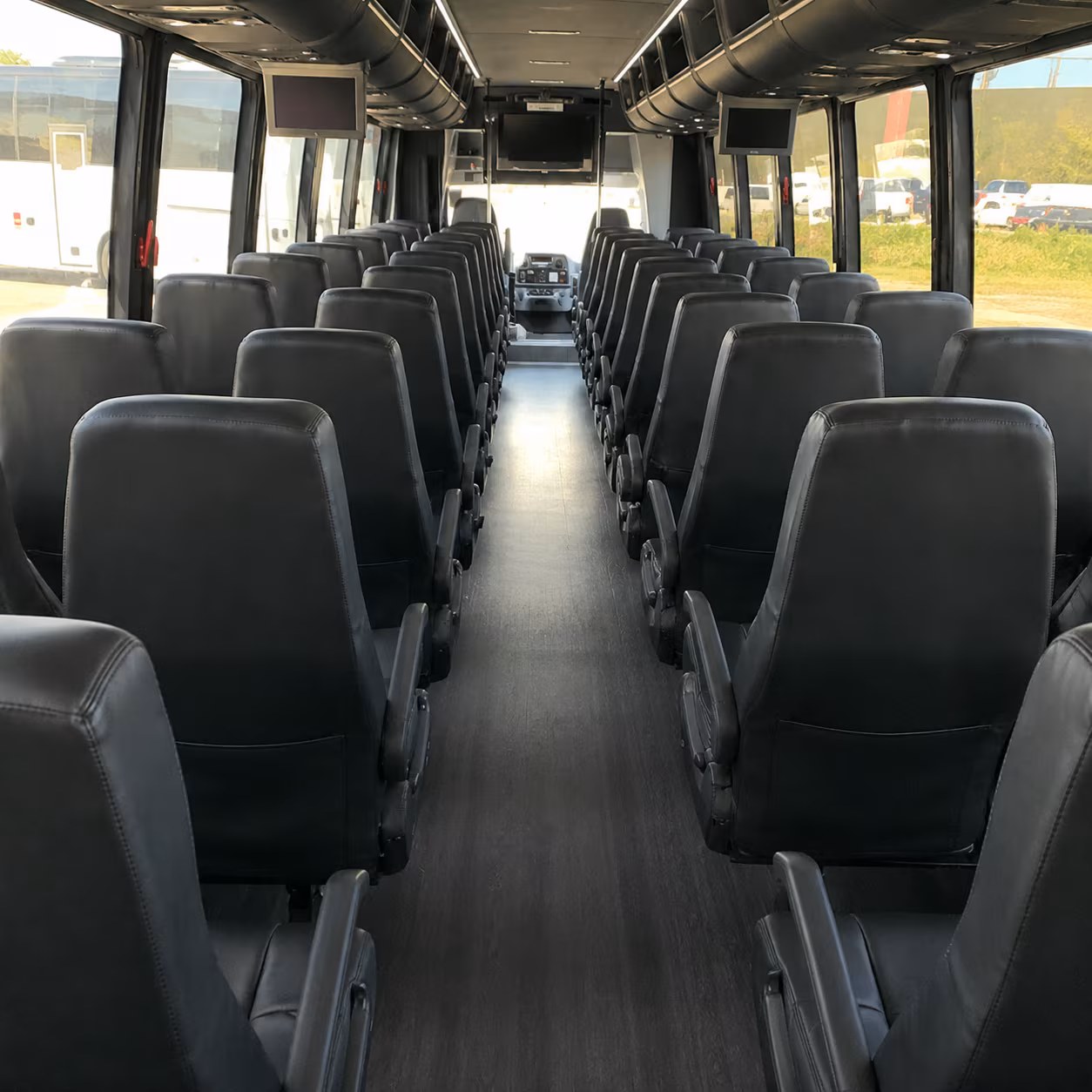 guest shuttle buses between reading hotels and your wedding venue