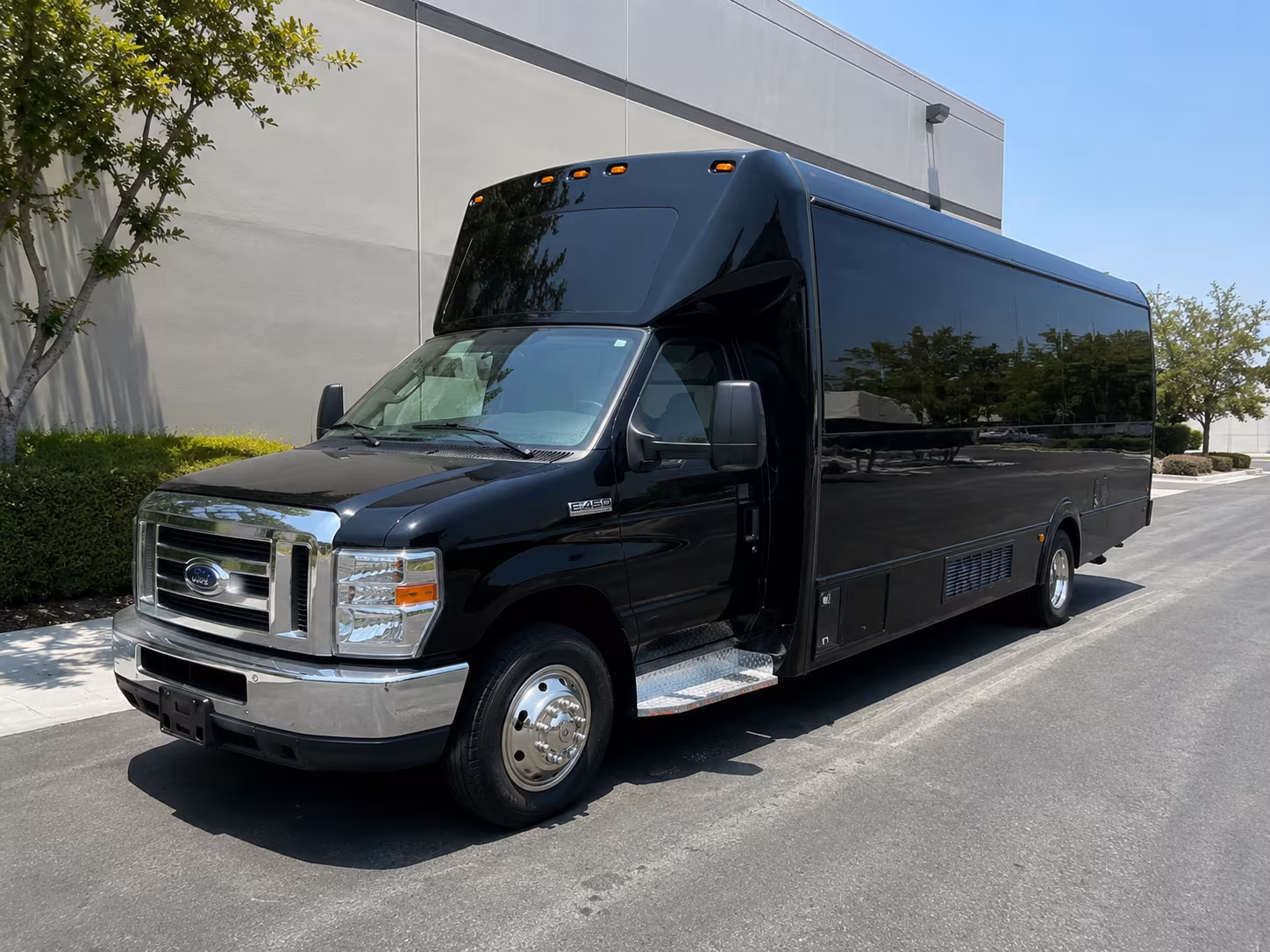 new years eve party bus rental