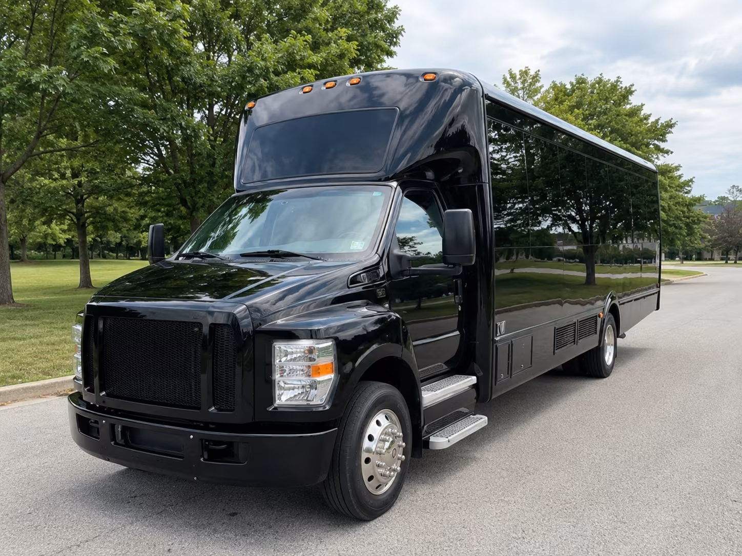 party buses and charter buses to lehigh valley phantoms and ironpigs games