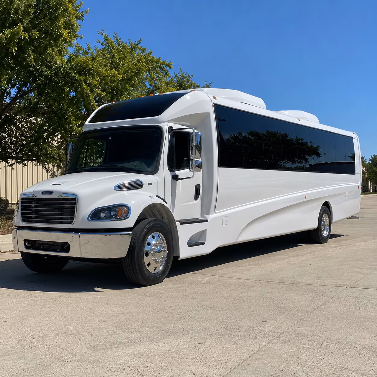 reading 35 passenger minibus