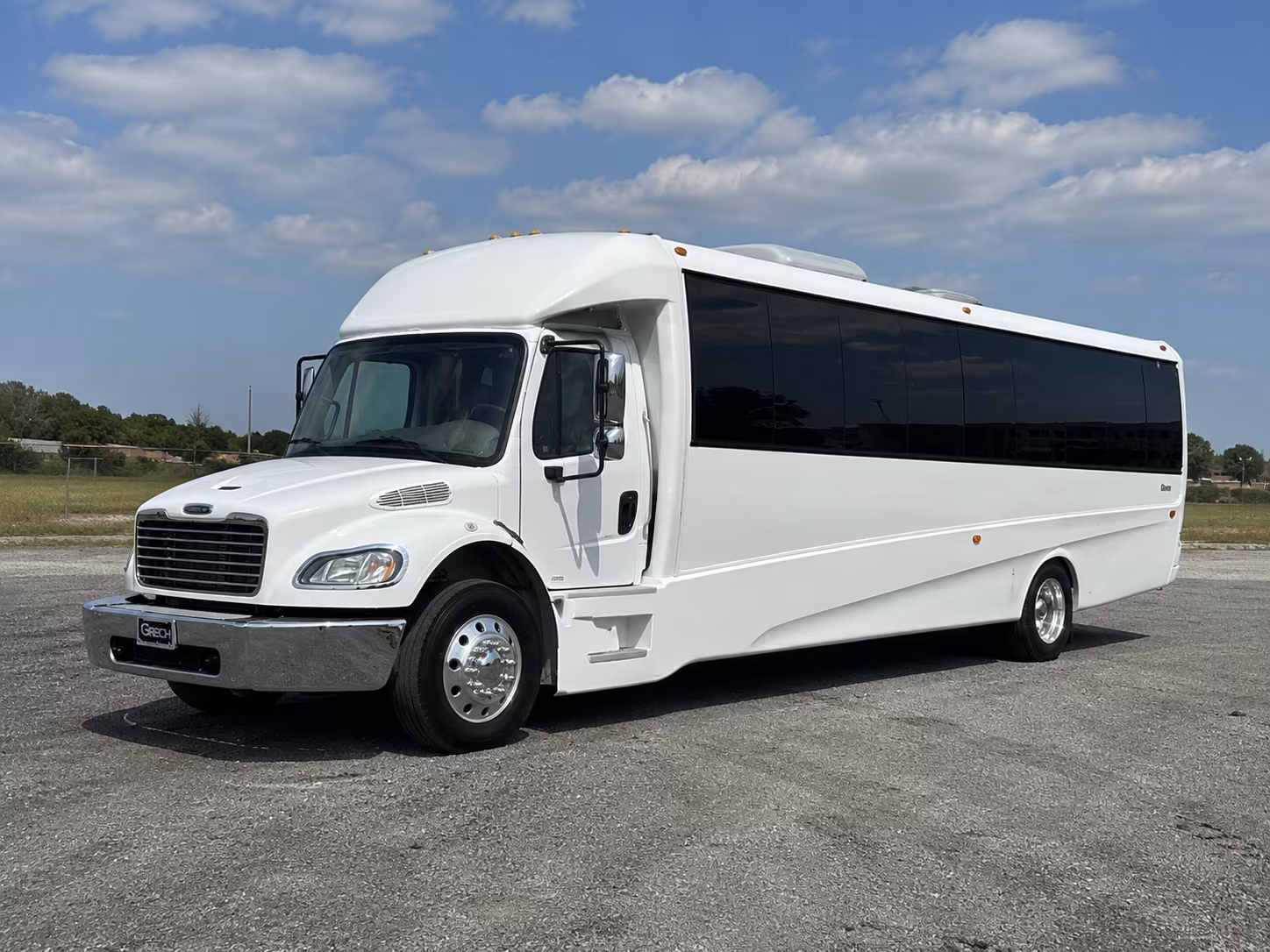 reading 50 passenger party bus