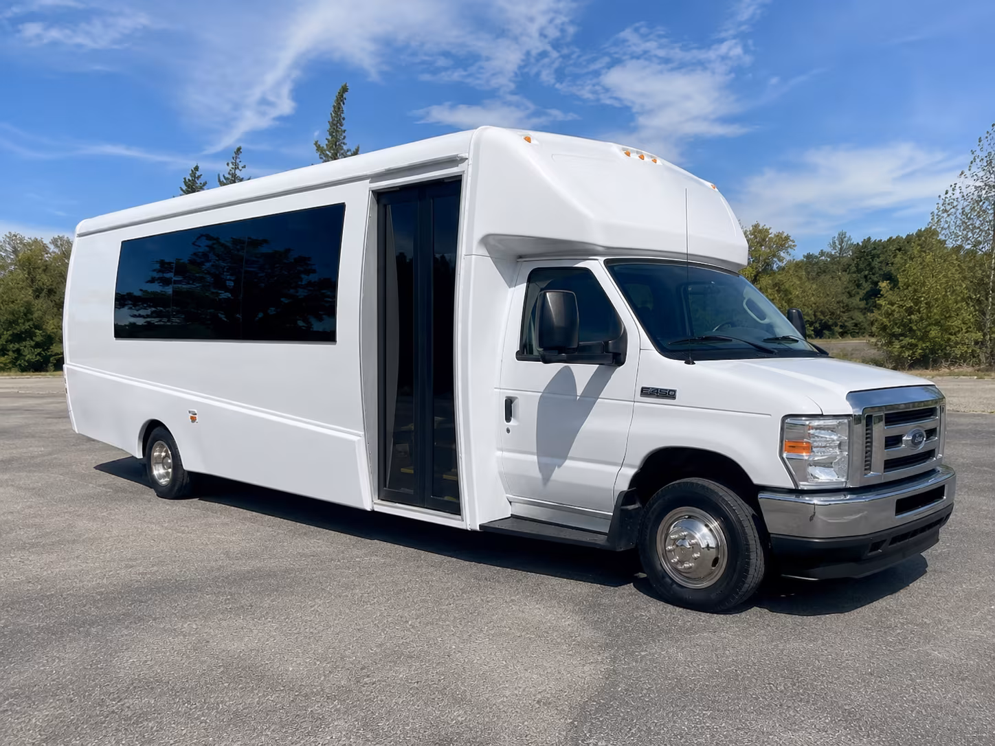 reading party bus rental 2